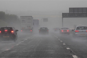 Seven-in-10 drivers would like lower motorway speed limits in wet weather